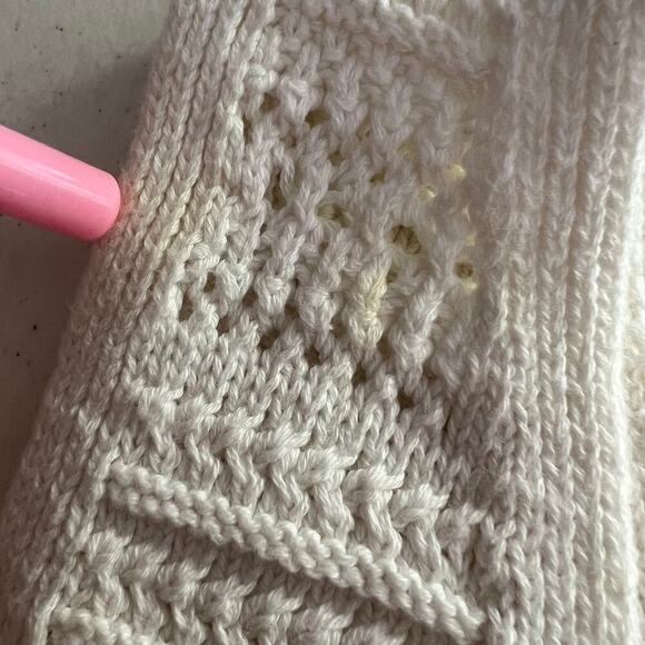 GAP Womens Size L Crochet V-Neck Sweater Tank Top - Picture 8 of 9